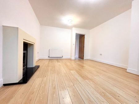 Wordsworth Avenue, Stratford-upon-Avon, CV37 - Photo 2