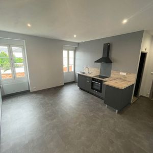 Location Appartement 1 pièce 36m² - Photo 2