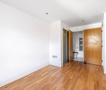 Seven Kings Way, Kingston Upon Thames KT2 - Photo 5