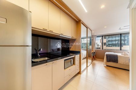 Apartamento com 1 quarto e 27m² para alugar em Três Figueiras, Porto Alegre. - Photo 4