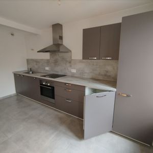 Location Appartement 2 pièces 43m² - Photo 2