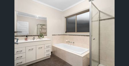 Comfort, Space & Everyday Convenience - Photo 2