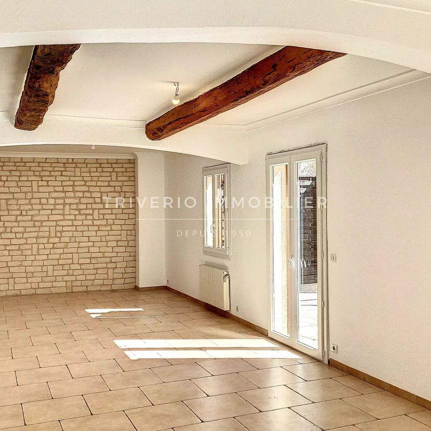 Location Maison 4 pièces 117m² MOUGINS 06250 - Photo 1