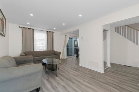 For Lease - 13 Huntingwood Crescent, Brampton, Ontario - Photo 2