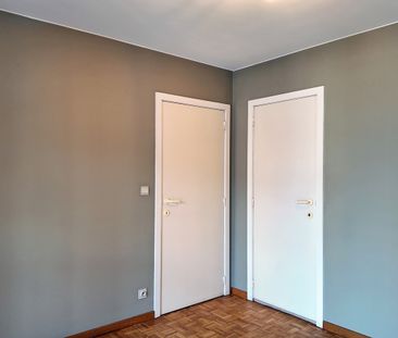 Lichtrijk appartement met terras in de Boelare te Eeklo! - Photo 3