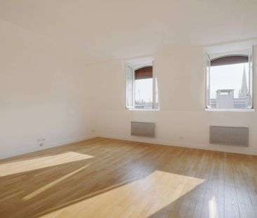 Location appartement, Paris 8ème (75008), 1 pièce, 46 m², ref 4401308 - Photo 2