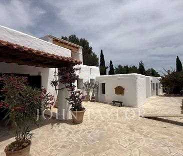 6 bedroom luxury House for rent in Cala Llonga, Spain - Photo 6