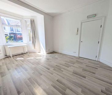 Melrose Avenue, Cricklewood, NW2 - Photo 1