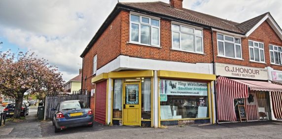 Old Woking, Woking - Photo 2