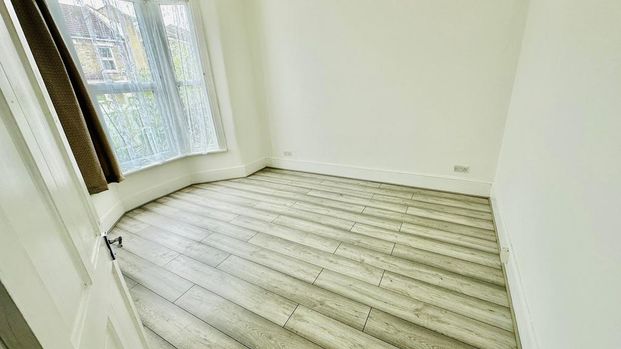 4 bedroom terraced house to rent - Photo 1