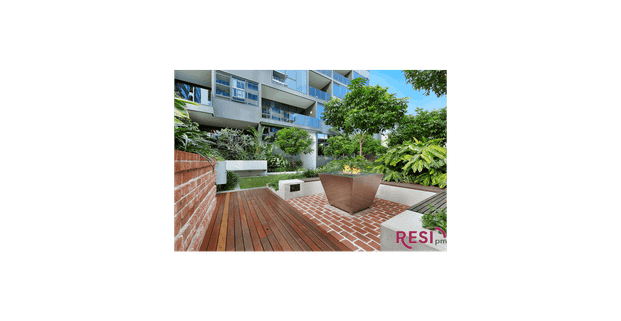 $850 | TWO BEDROOM APARTMENT - Photo 1