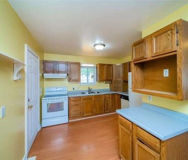 For Lease - 3 Herrick Avenue Unit# Main Fl, St. Catharines, Ontario - Photo 5