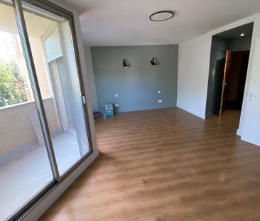 Location Appartement 1 pièce 34m² - Photo 3