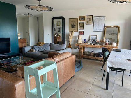 Location Appartement 3 pièces 74m² GUILHERAND GRANGES 07500 - Photo 2