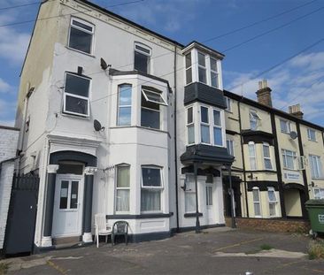 Denmark Road, Lowestoft - Photo 3