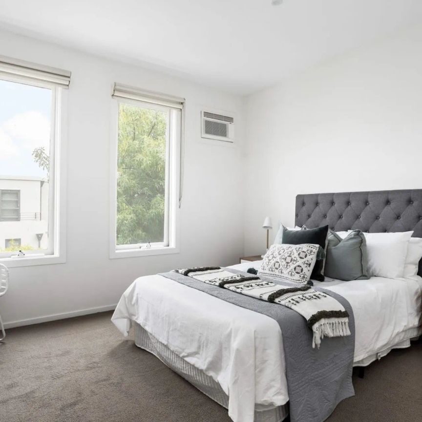 Light-Filled Riverside Living in the Heart of Richmond - Photo 1