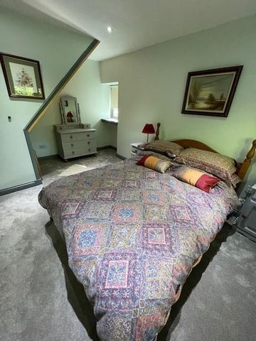 2 bedroom barn conversion to rent - Photo 5