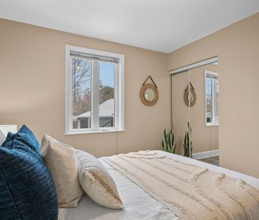 For Lease - 27 Stock Avenue Unit# Upper, Toronto, Ontario - Photo 2