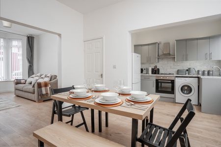 3 Bed End Terrace, Woodhall Road, L13 - Photo 5