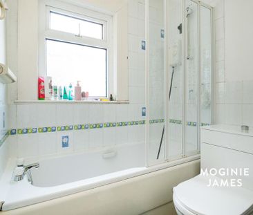 3 bedroom terraced house to rent - Photo 5