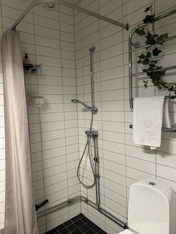 Rosenlundsvägen, Södertälje - Photo 2