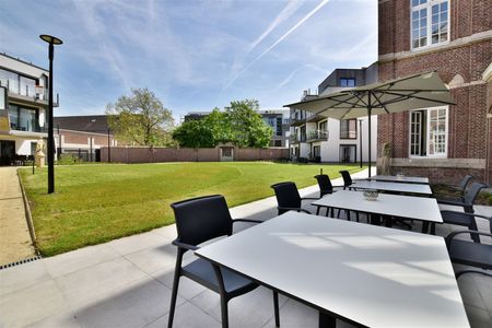 Prachtige assisentiewoning in het beschermd monument genaamd "Zwartzusterklooster" gelegen in het hartje van Dendermonde. - Foto 5