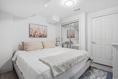 For Lease - 907 Oaktree Crescent Unit# Basement, Newmarket, Ontario - Photo 4