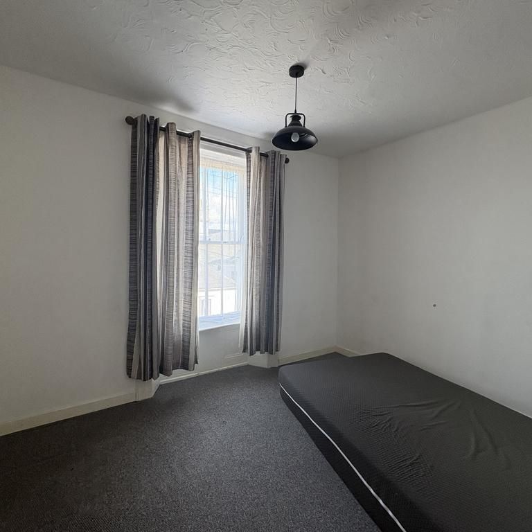 2 bedroom maisonette to rent - Photo 1