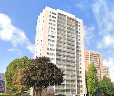 Location Appartement 2 pièces 65m² ROUBAIX 59100 - Photo 6