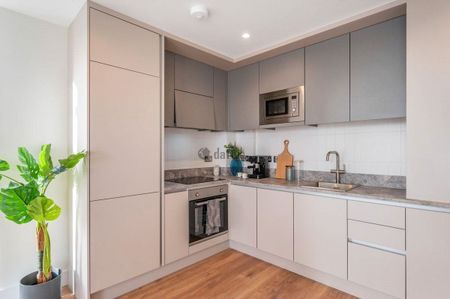 Grand Canal Harbour, Grand Canal Place, Dublin 8 - Photo 4