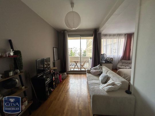 Location Appartement 1 pièce 41m² LYON 8ème - Photo 1