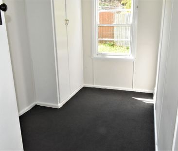 SOUTH SIDE LOCATION! - Photo 1