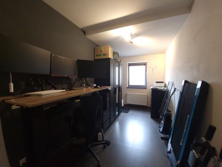 Modern 2-slaapkamerappartement nabij centrum - Photo 3