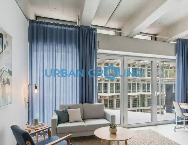 Voll möbliert - Erstbezug: 2-Zimmer-Wohnung mit Einbauküche in der Nähe der U5. - Photo 1