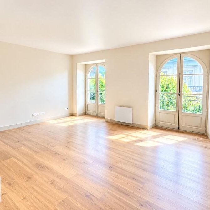 Location Appartement 2 pièces 46m² CHINON 37500 - Photo 1