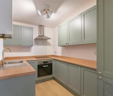 1 bedroom flat to rent - Photo 6