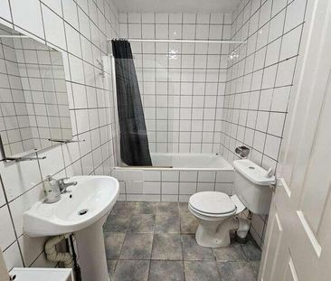 Hale Lane, Mill Hill, NW7 - Photo 6