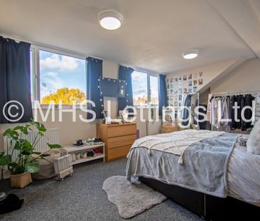 8 Bedroom End Terraced House for rent in Newport Gardens - Photo 3