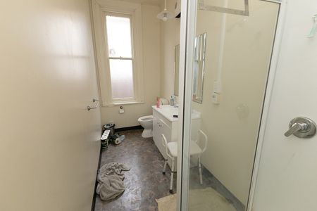 Prime Location - 2026 - Photo 2