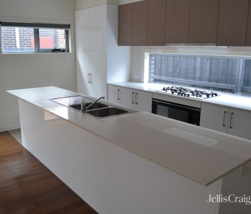 57 Primula Avenue, Brooklyn VIC 3012 - House For Rent | Domain - Photo 2