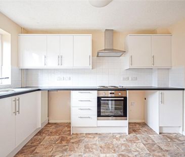 2 bedroom terraced house to rent - Photo 4