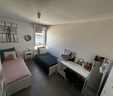 Location Appartement 3 pièces 59m² ST JEAN DE VEDAS 34430 - Photo 4