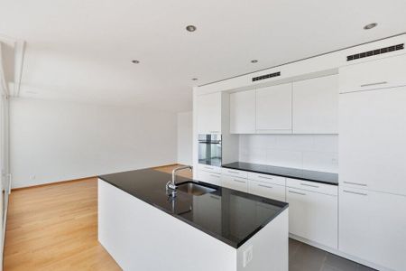 Dream home in a modern development - Photo 4