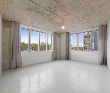 3 bedroom penthouse to rent - Photo 6