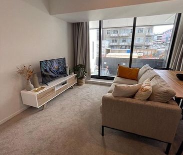 "Ready to move in - fully furnished unit" - Photo 5