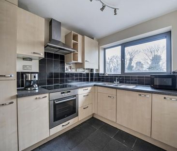 2 bedroom Flat To Let Total Size: 829 SQ FT - Photo 5