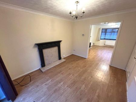 4 bedroom detached house to rent - Photo 5