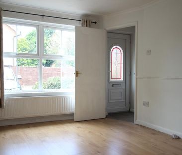 2 bedroom terraced house to rent - Photo 3