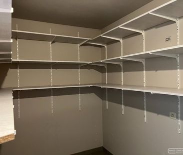 Appartement te huur dicht bij centrum Waregem met ondergrondse park... - Foto 2