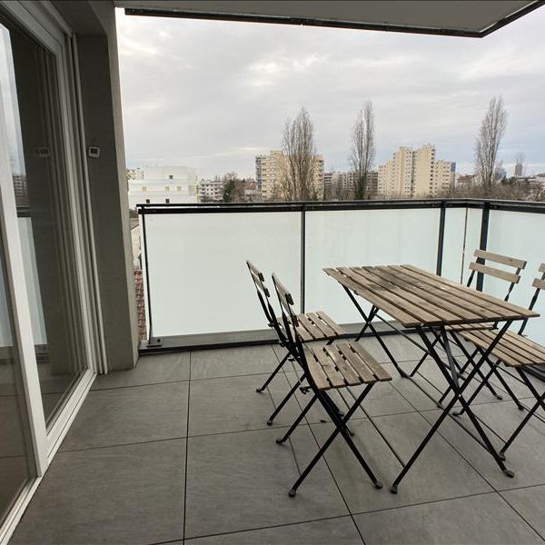1 pièce - Meublé - 11,86 m² - 4ème étage - Colocation non autorisée - Photo 1